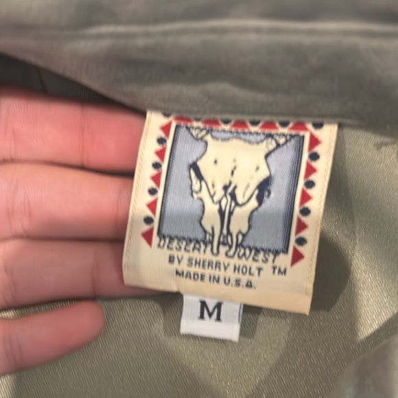 medium Desert West green button up - Picture 3 of 5